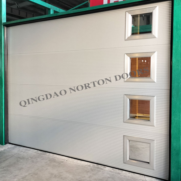Porta automática de garagem com liga de alumínio janelas de vidro temperado